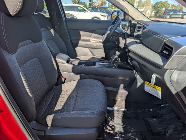 Used 2026 Nissan Kicks SV w/ SV Premium Package AWD/4WD image 11