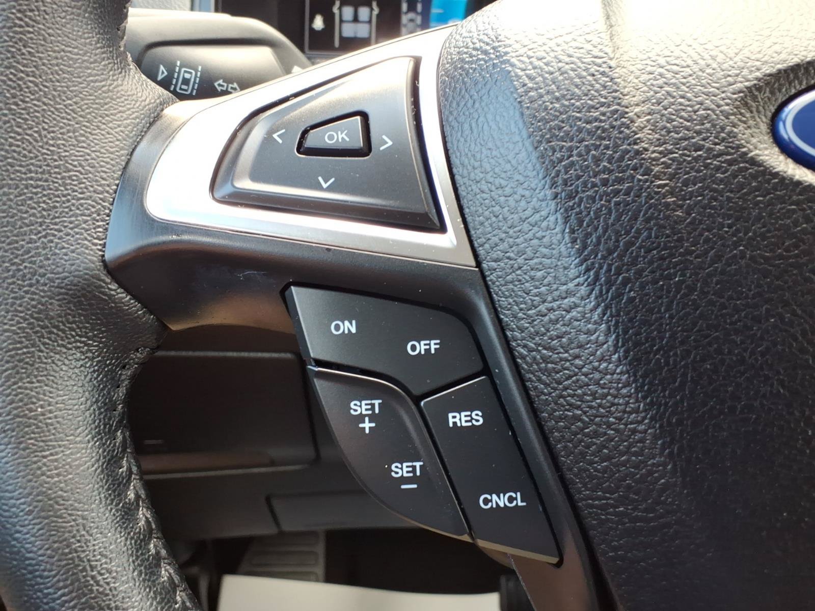 Certified 2023 Ford Edge SEL w/ Convenience Package AWD/4WD image 13