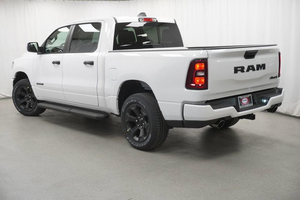 New 2026 RAM 1500 Express AWD/4WD image 13