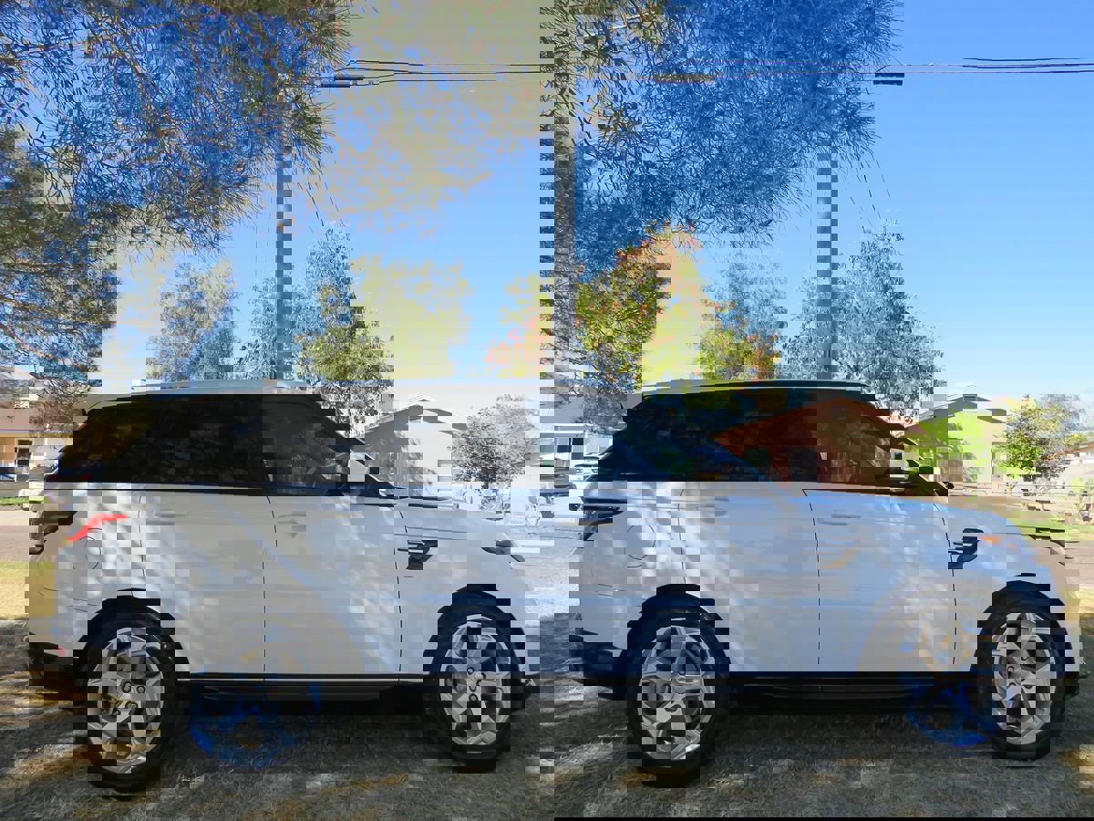 Used 2020 Land Rover Range Rover Sport HSE AWD/4WD image 9