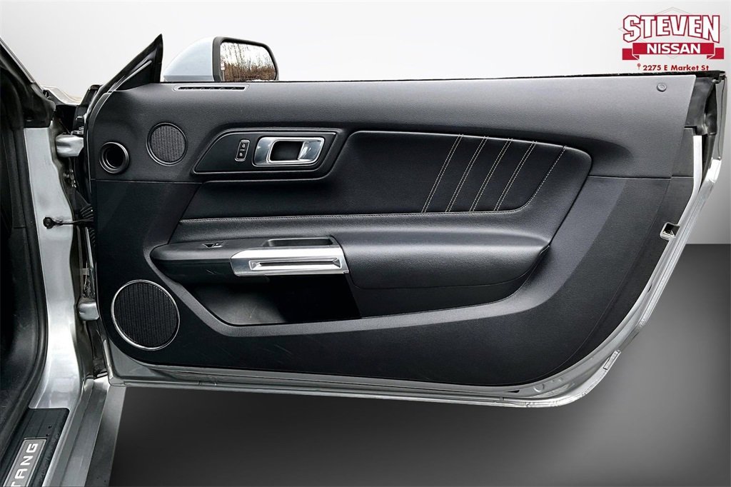 Used 2023 Ford Mustang Premium image 25