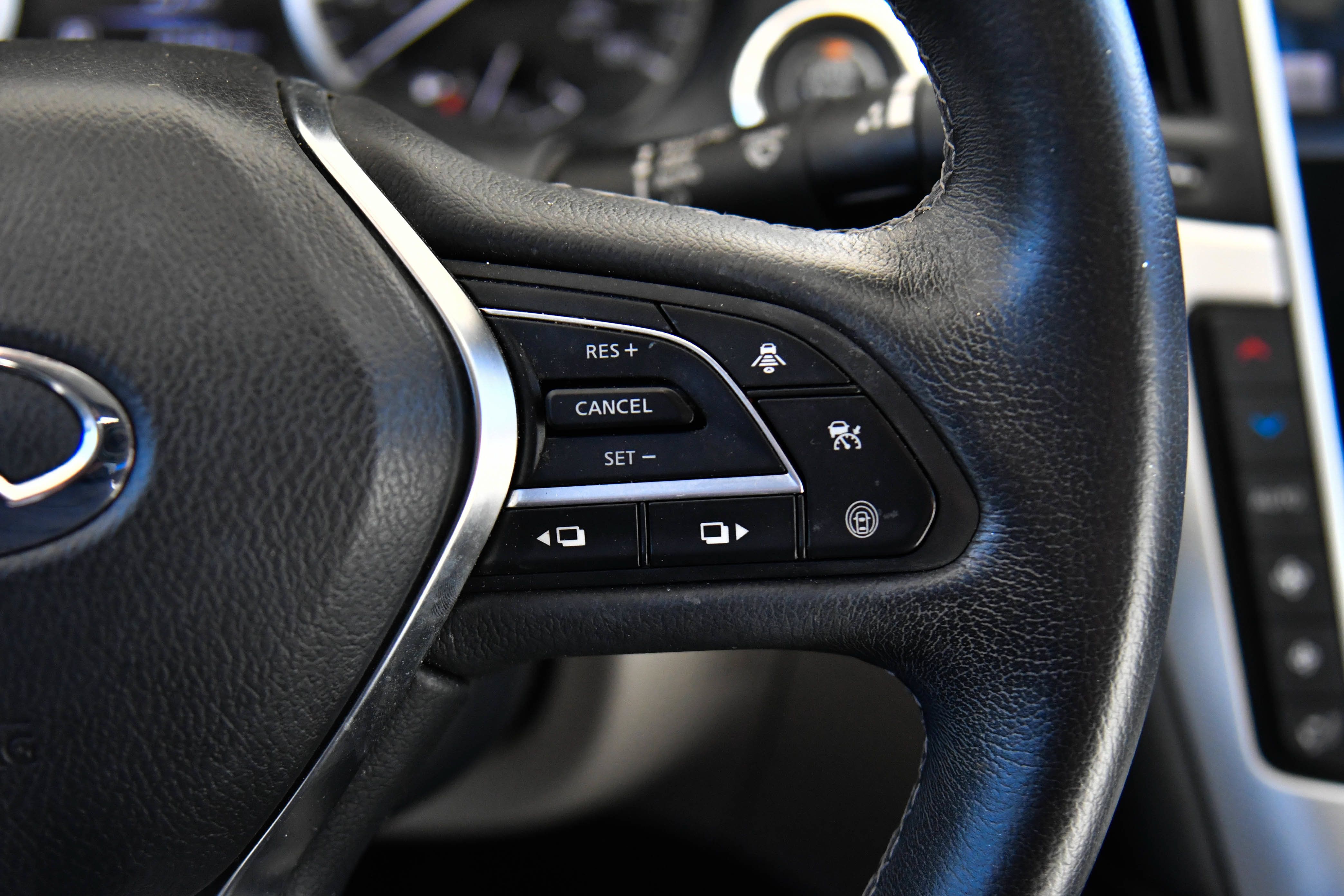 Used 2023 INFINITI Q50 Luxe RWD image 32