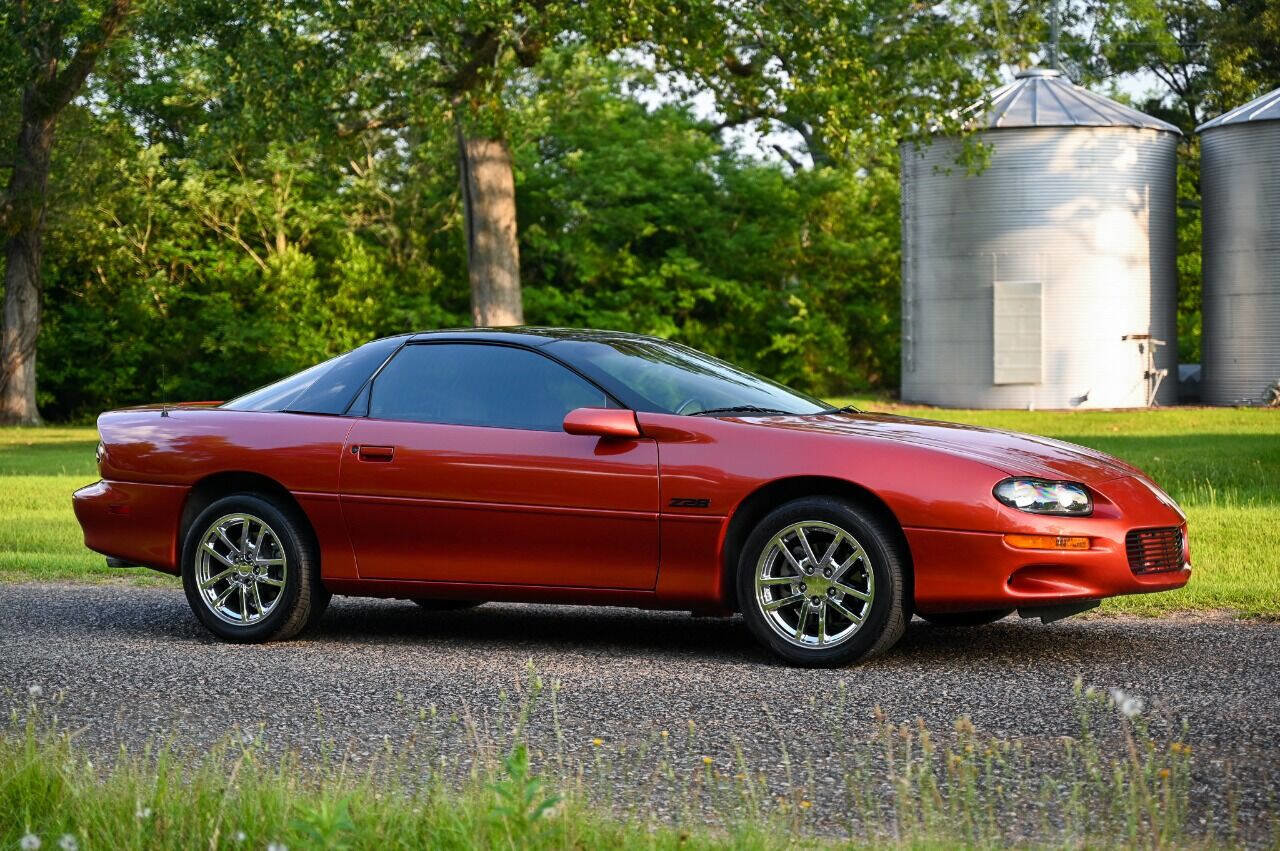 Used 2001 Chevrolet Camaro Z28 w/ Preferred Equipment Group 2 RWD image 29