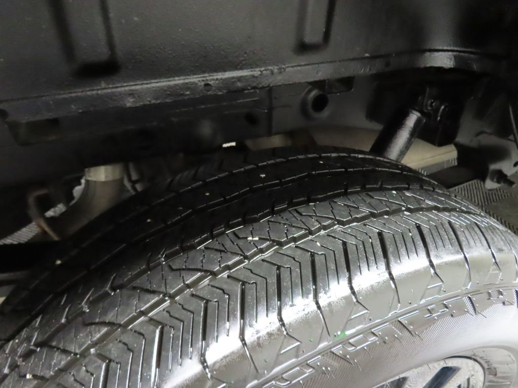 Used 2025 Ford F150 Lariat w/ Equipment Group 501A Mid image 42