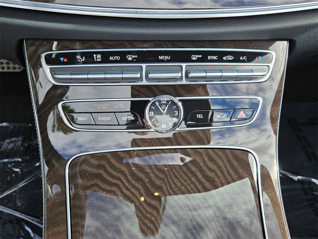 Used 2019 Mercedes-Benz E 450 4MATIC Cabriolet image 26