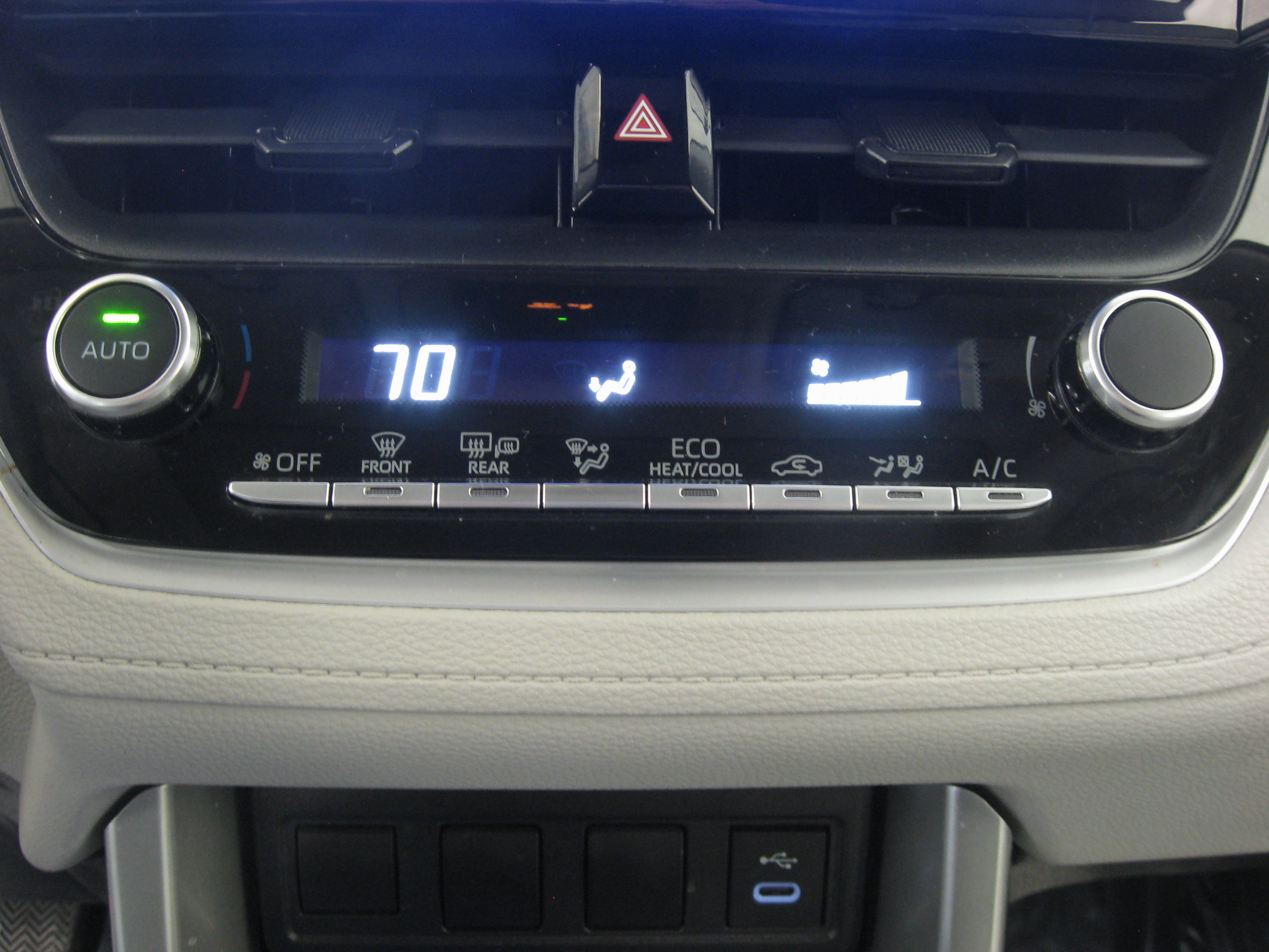 Certified 2023 Toyota Corolla Cross LE image 16