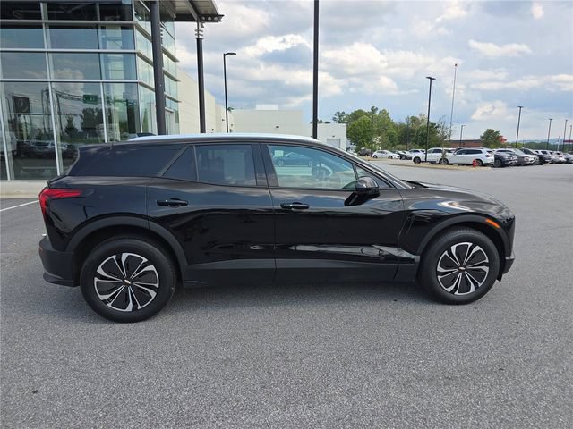 Used 2024 Chevrolet Blazer EV LT AWD/4WD image 2