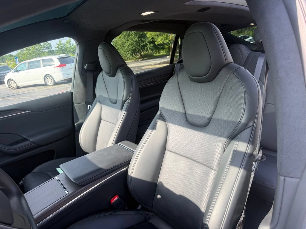Used 2022 Tesla Model X AWD/4WD image 9