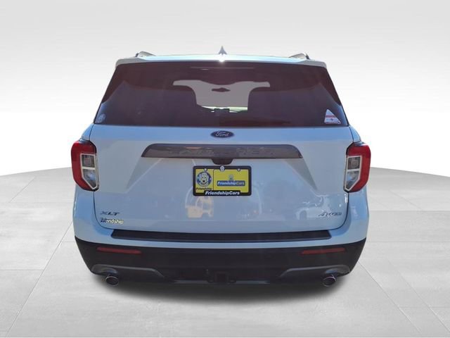 Certified 2023 Ford Explorer XLT w/ Equipment Group 202A image 7