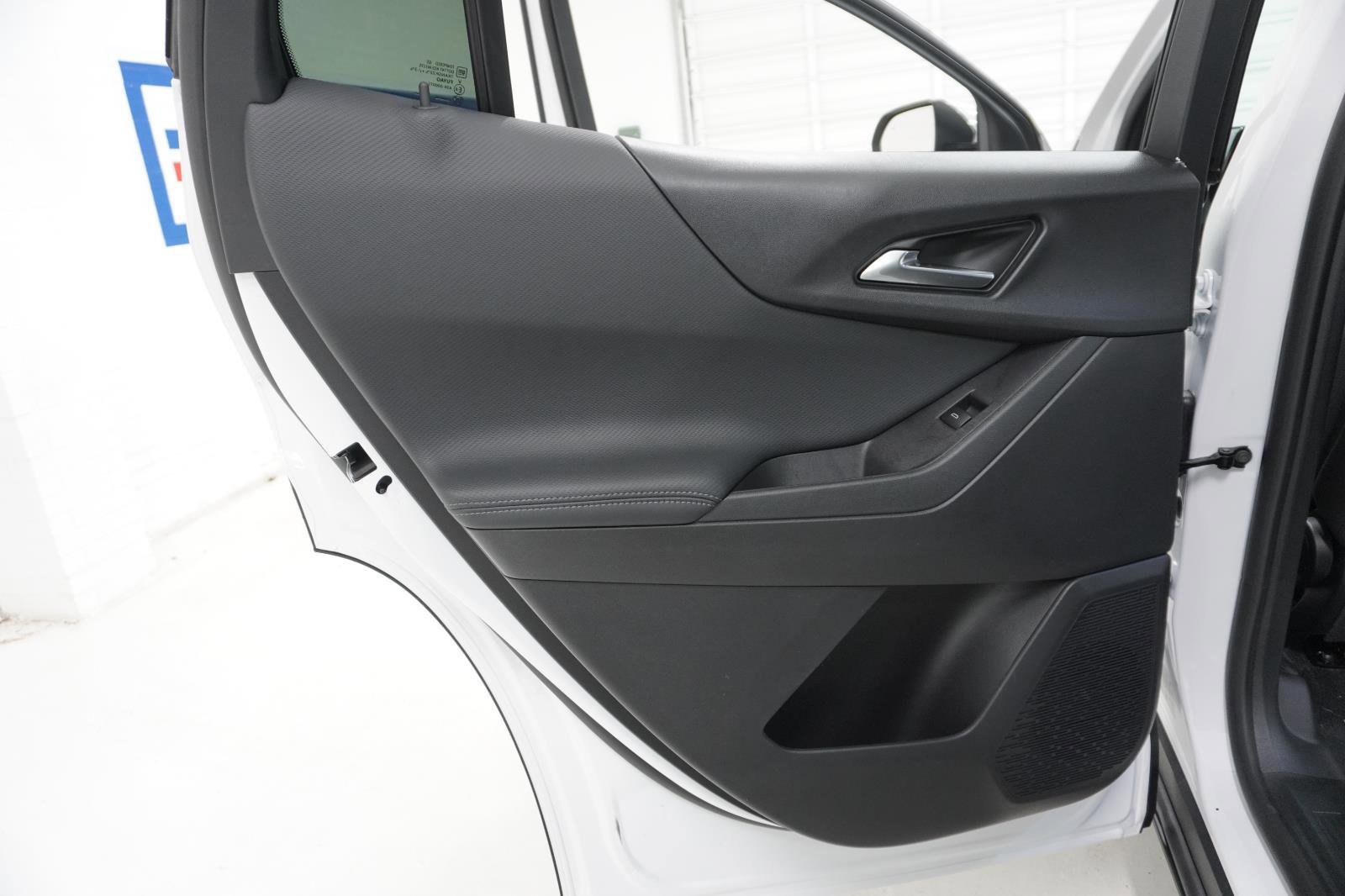 New 2026 Chevrolet Equinox LT image 29