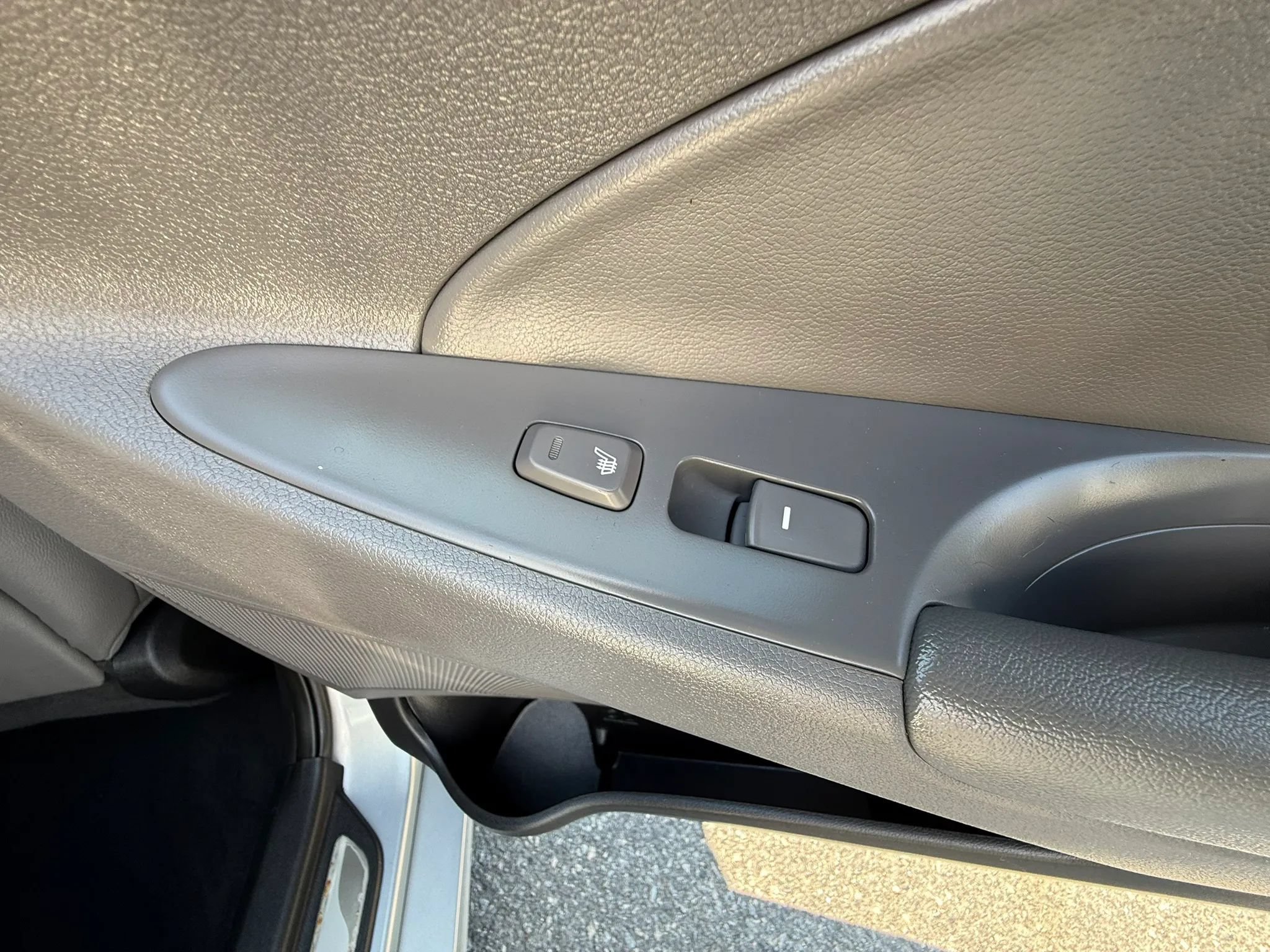 Used 2012 Hyundai Sonata Limited FWD image 32
