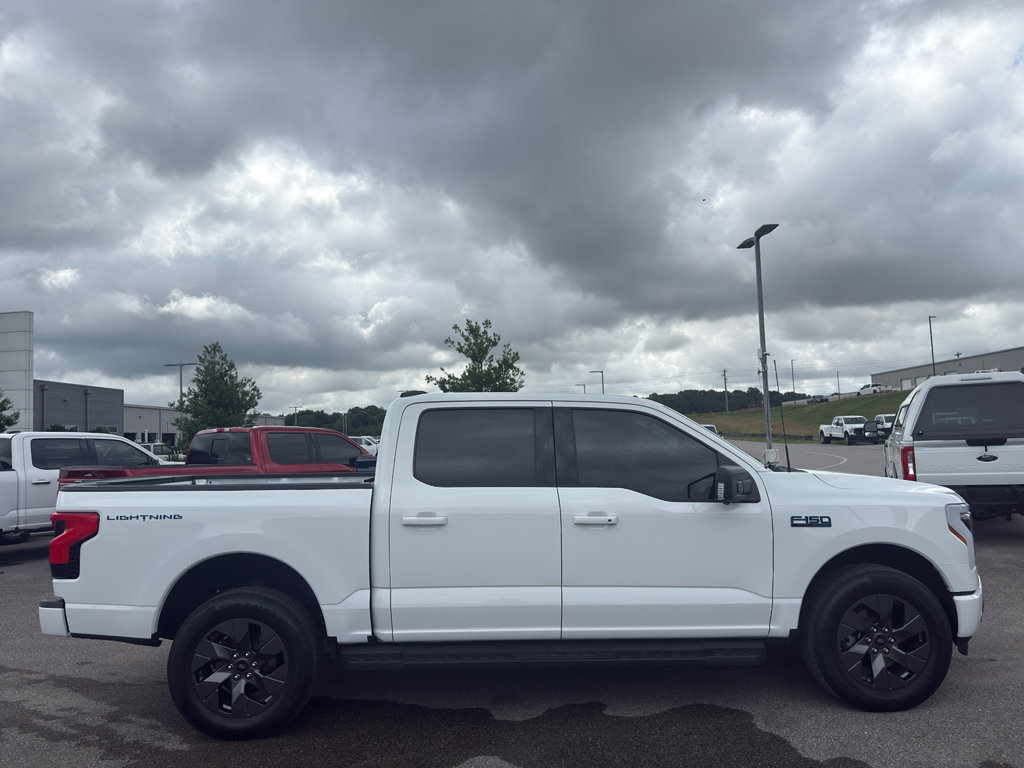 Certified 2024 Ford F150 Lightning Flash AWD/4WD image 4