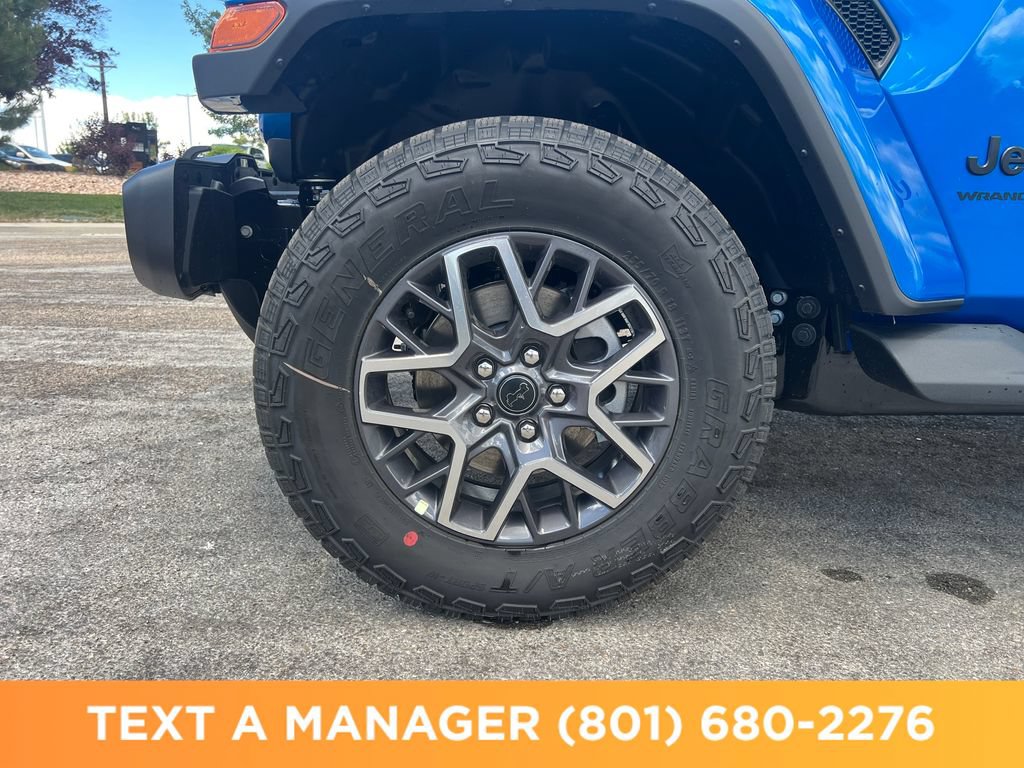 New 2026 Jeep Wrangler Unlimited Sahara w/ Whitecap Package AWD/4WD image 25