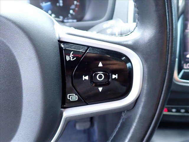 Used 2020 Volvo XC90 T6 Momentum w/ Protection Package Premier AWD/4WD image 21