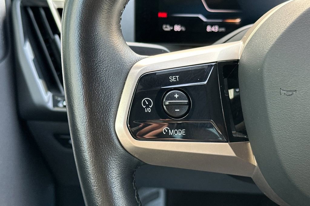 Used 2023 BMW iX M60 image 28