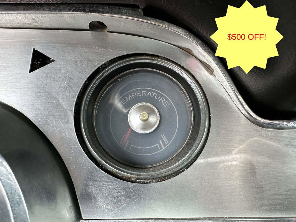 Used 2015 Ford Mustang Premium RWD image 23
