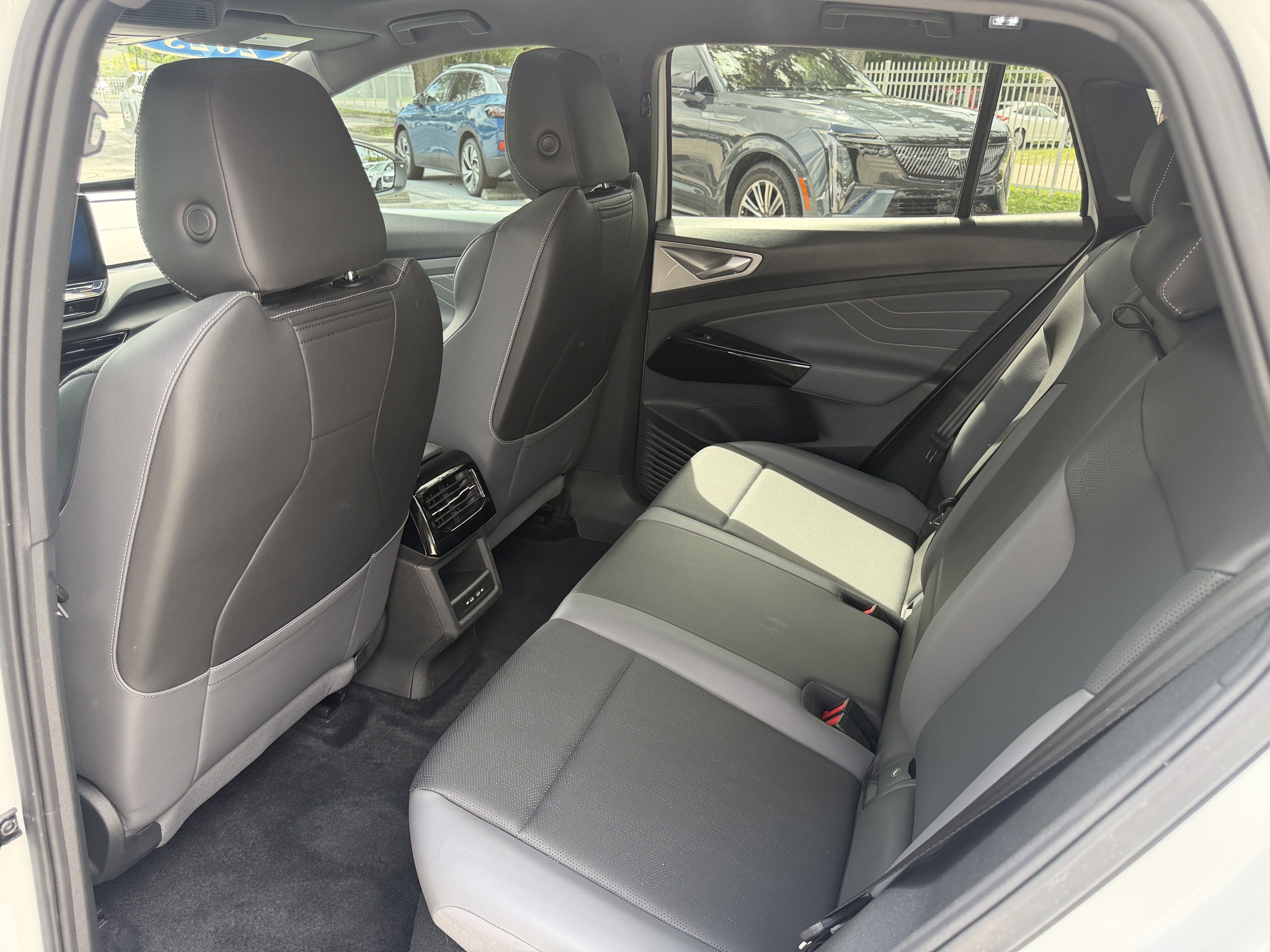 Certified 2023 Volkswagen ID.4 Pro S RWD image 18