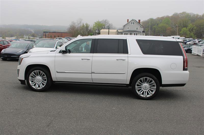 Used 2017 Cadillac Escalade ESV Platinum image 4