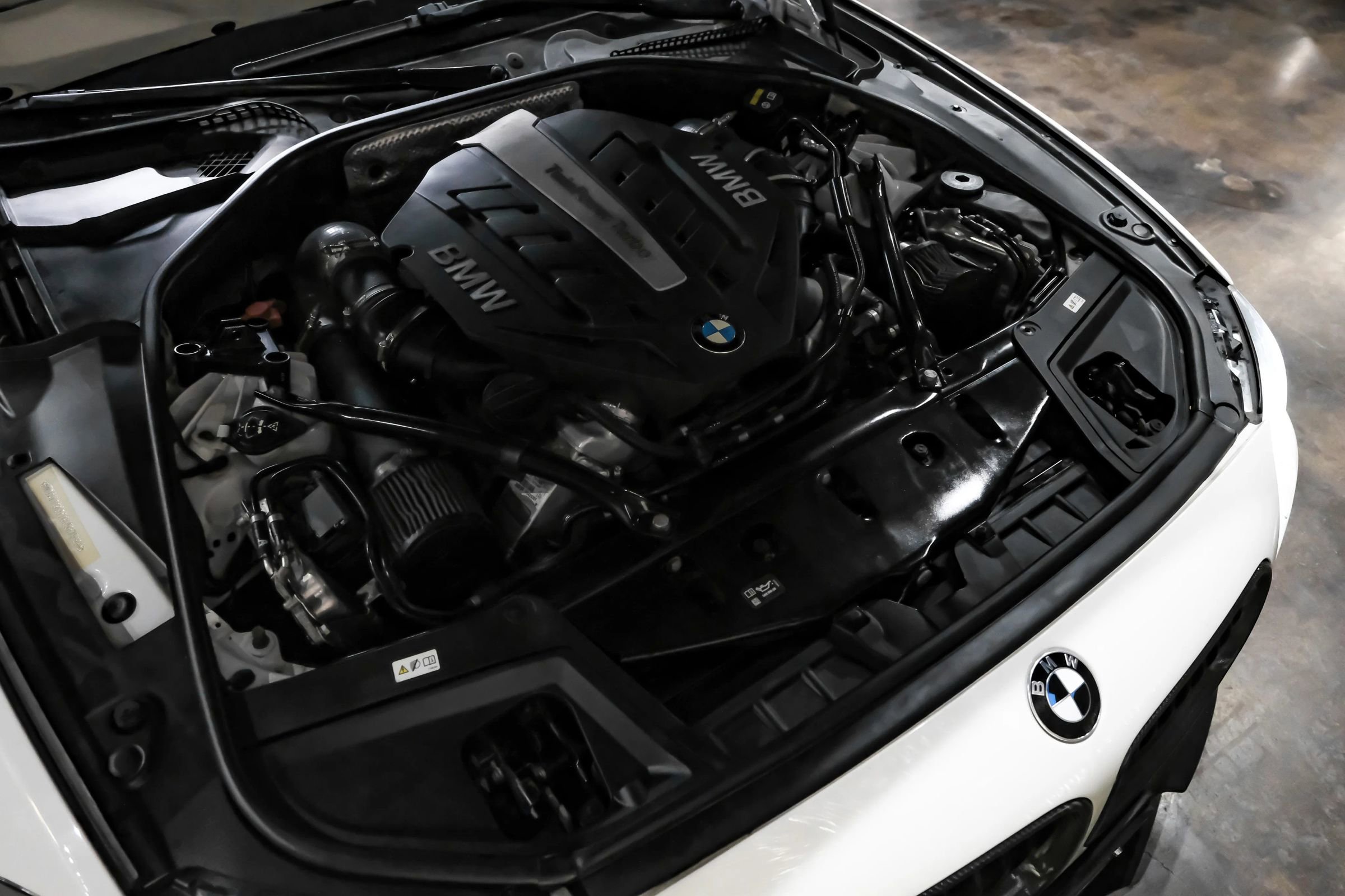 Used 2016 BMW 550i xDrive Sedan AWD/4WD image 47