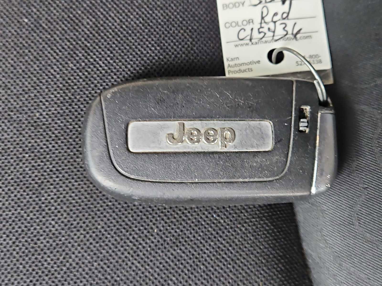 Used 2015 Jeep Renegade Trailhawk w/ Popular Equipment Group AWD/4WD image 34