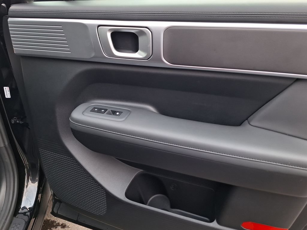 Certified 2025 Hyundai Santa Fe SEL AWD/4WD image 29