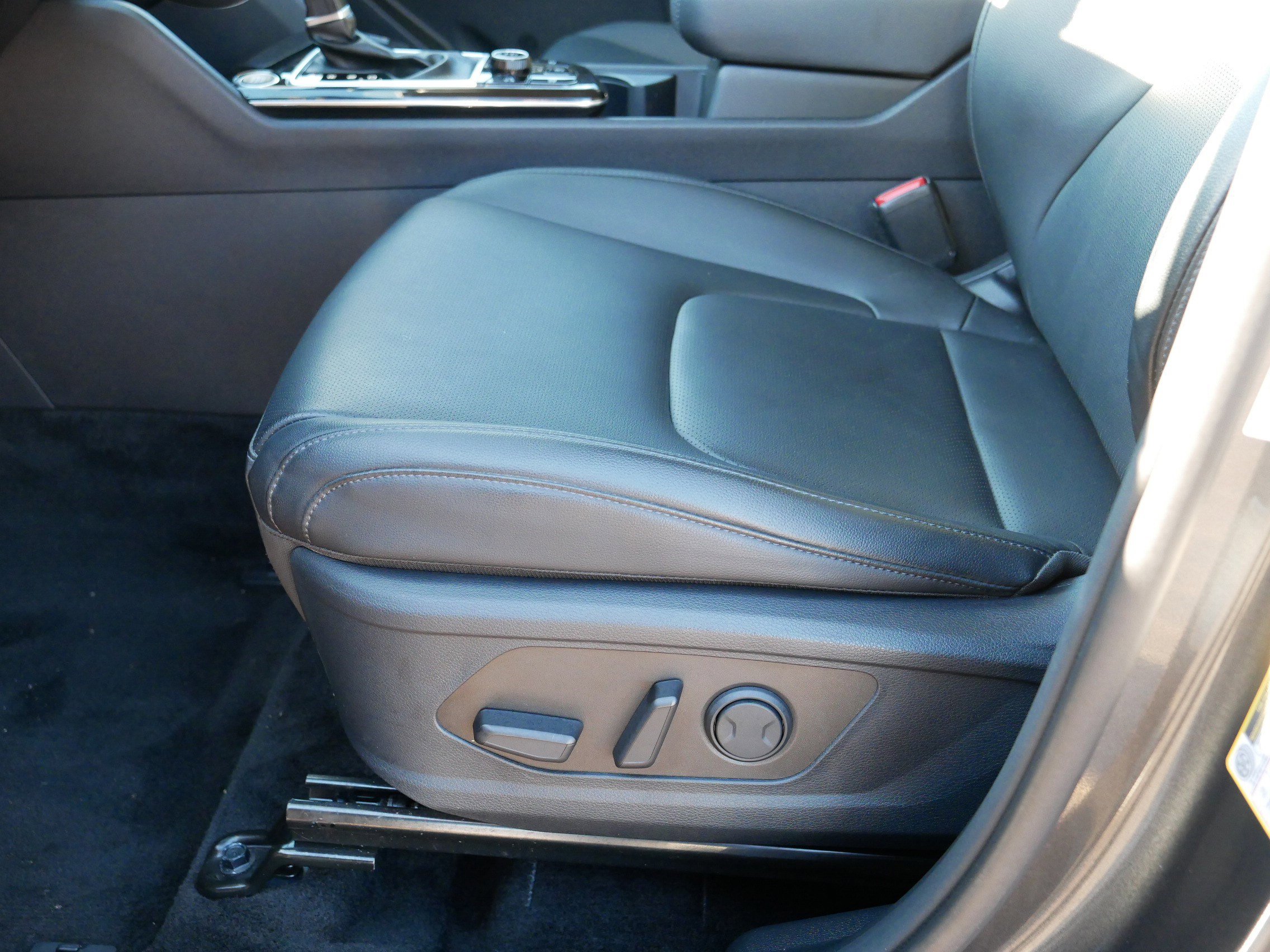 Certified 2024 Kia Sportage EX image 20