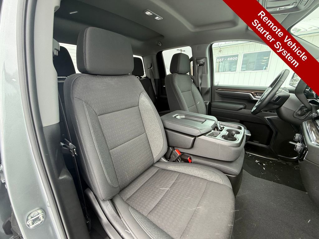 Used 2024 Chevrolet Silverado 1500 LT image 40