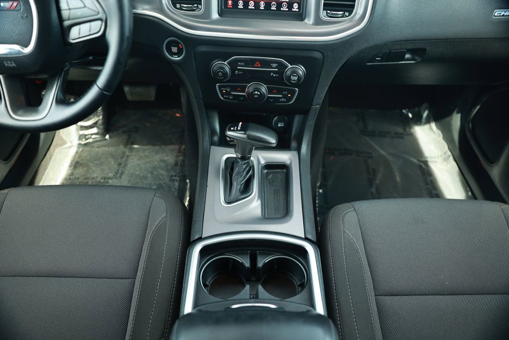 Used 2020 Dodge Charger SXT w/ Driver Convenience Group image 28