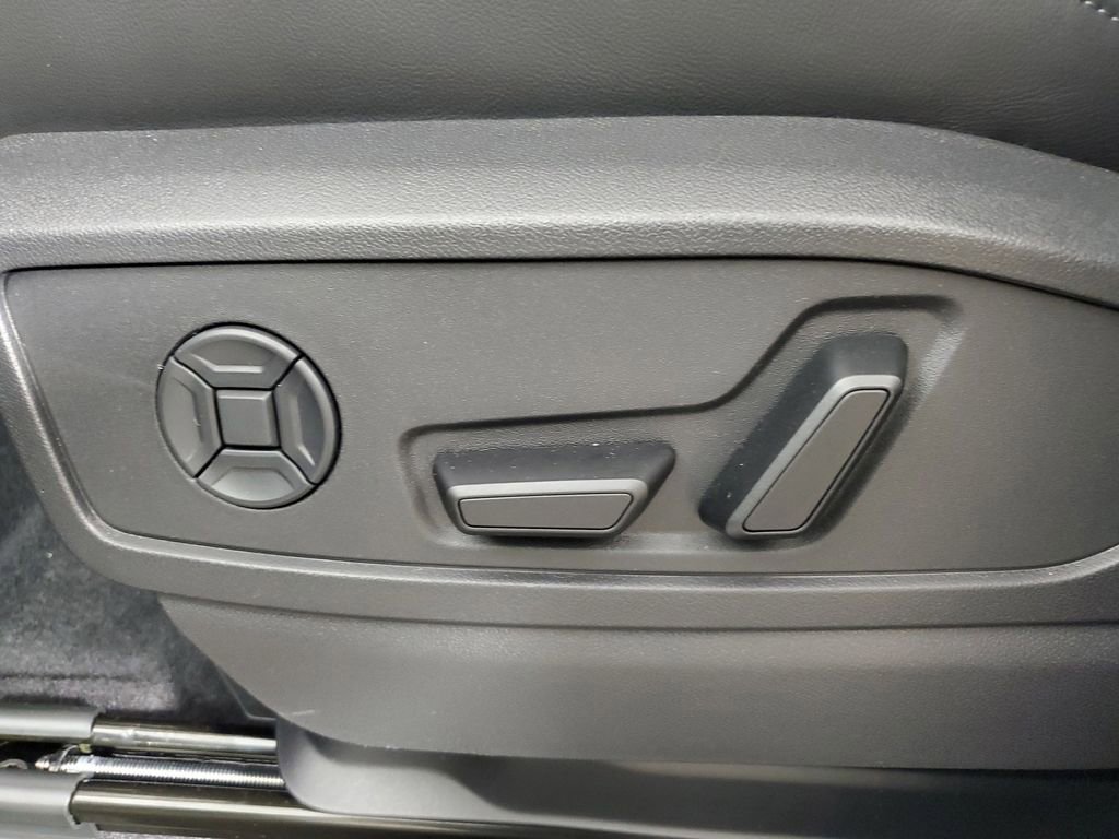New 2026 Audi Q5 Premium Plus AWD/4WD image 21
