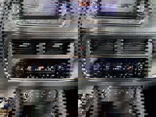 Certified 2023 Nissan Rogue SV image 13