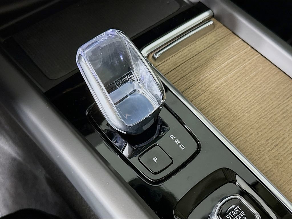 New 2026 Volvo XC60 B5 Core image 17