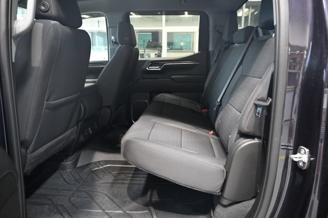 Used 2023 Chevrolet Silverado 1500 LT AWD/4WD image 12