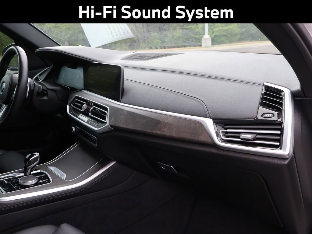 Used 2022 BMW X5 xDrive40i w/ M Sport Package image 12