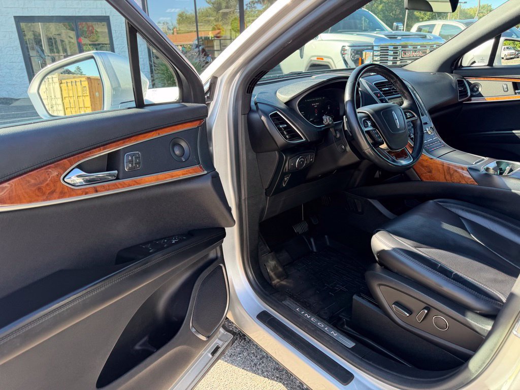 Used 2019 Lincoln Nautilus Reserve AWD/4WD image 21