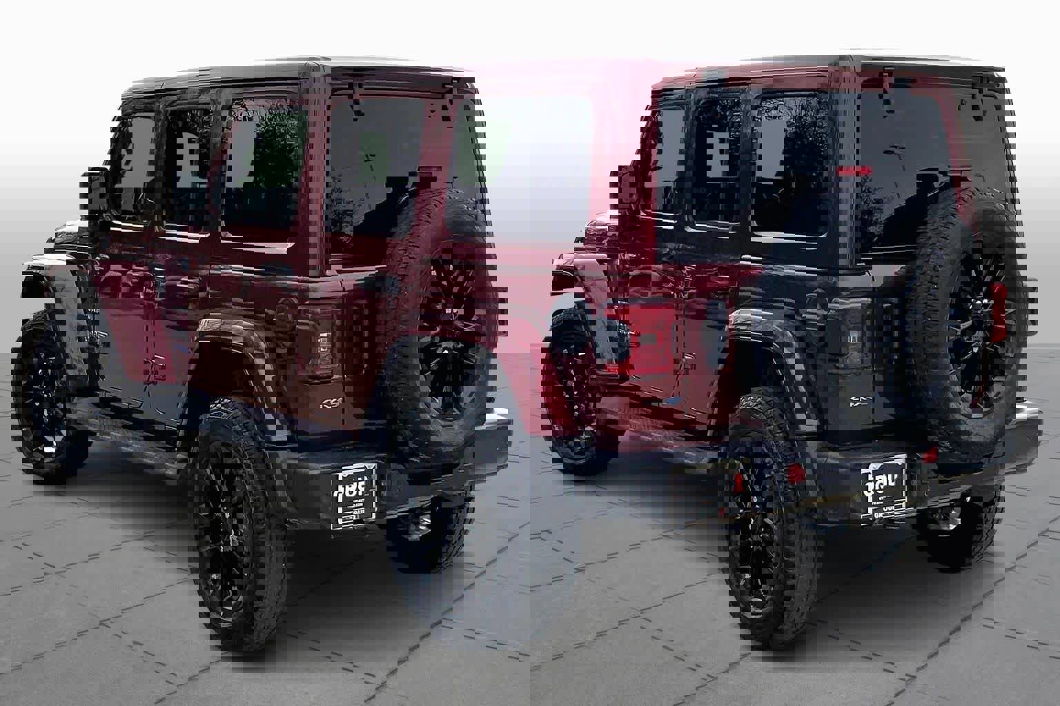 Used 2021 Jeep Wrangler Unlimited Sahara w/ Cold Weather Group image 11