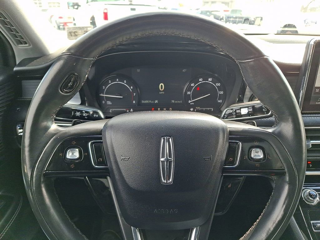 Used 2022 Lincoln Corsair AWD w/ Premium Package image 19