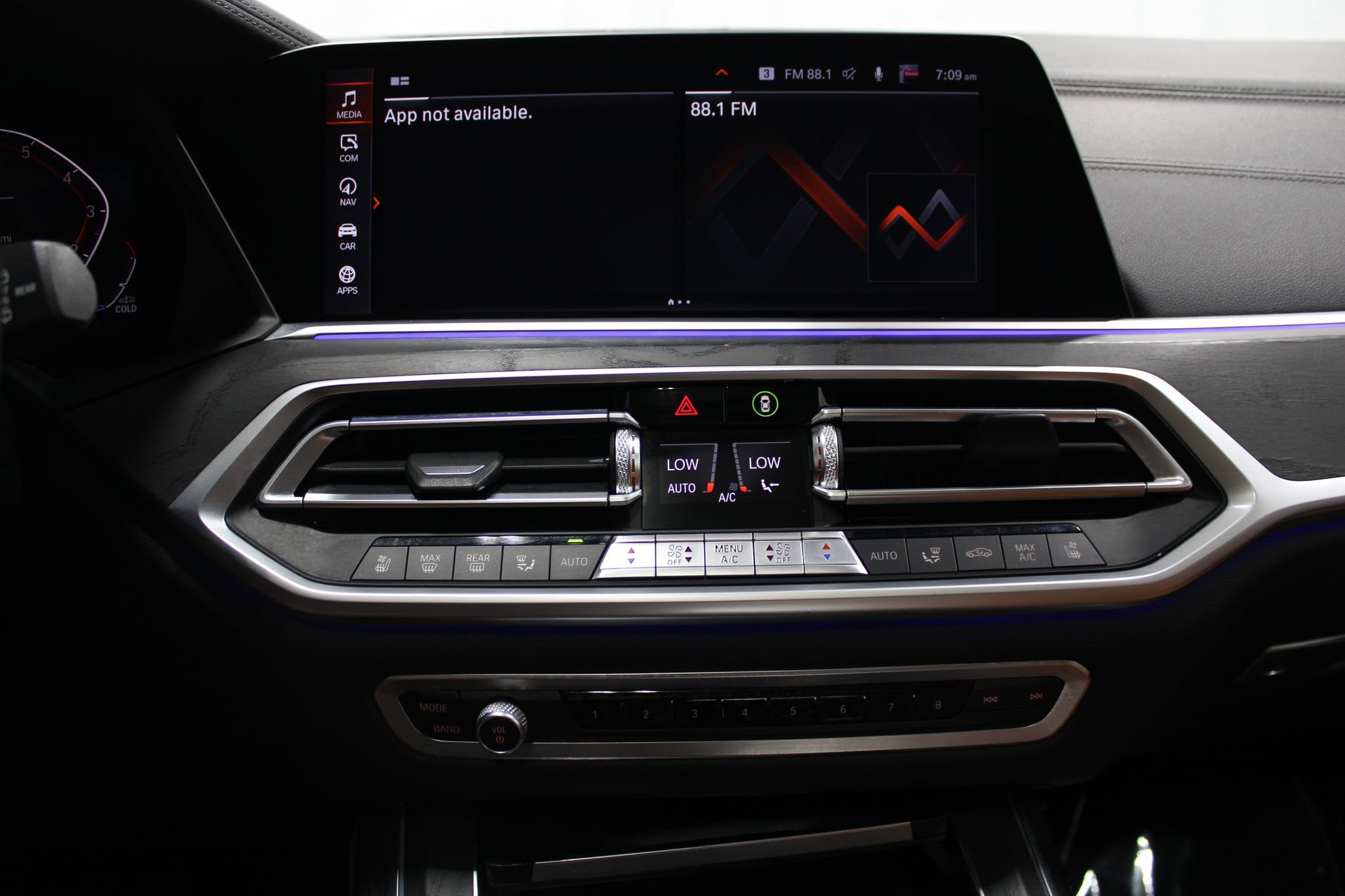 Used 2020 BMW X7 xDrive40i w/ Premium Package AWD/4WD image 36