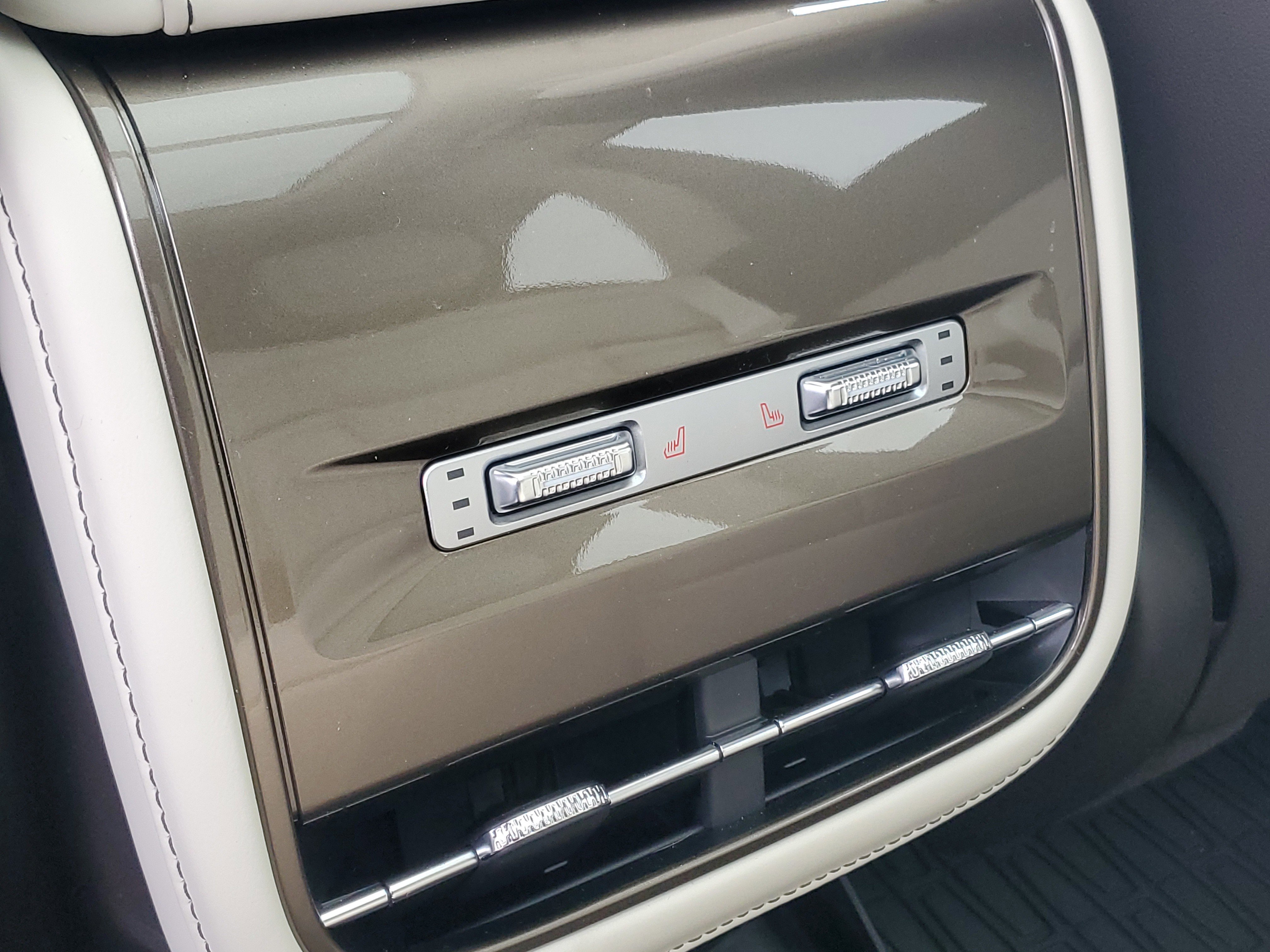 New 2026 Lincoln Nautilus Black Label w/ Jet Appearance Package image 29