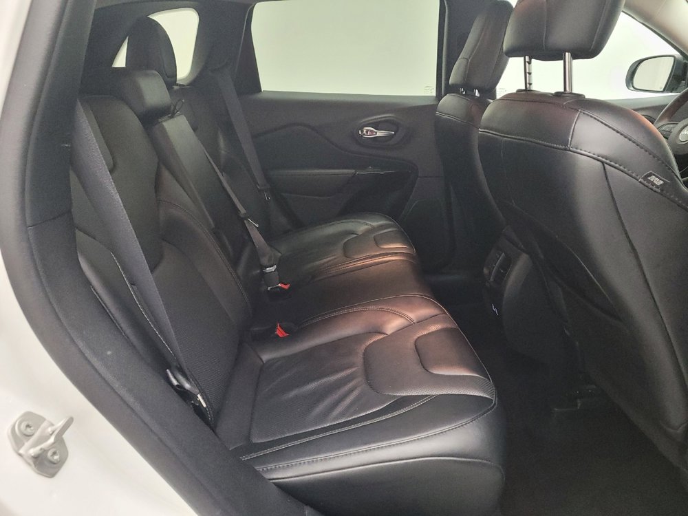 Used 2023 Jeep Cherokee Altitude Lux image 19