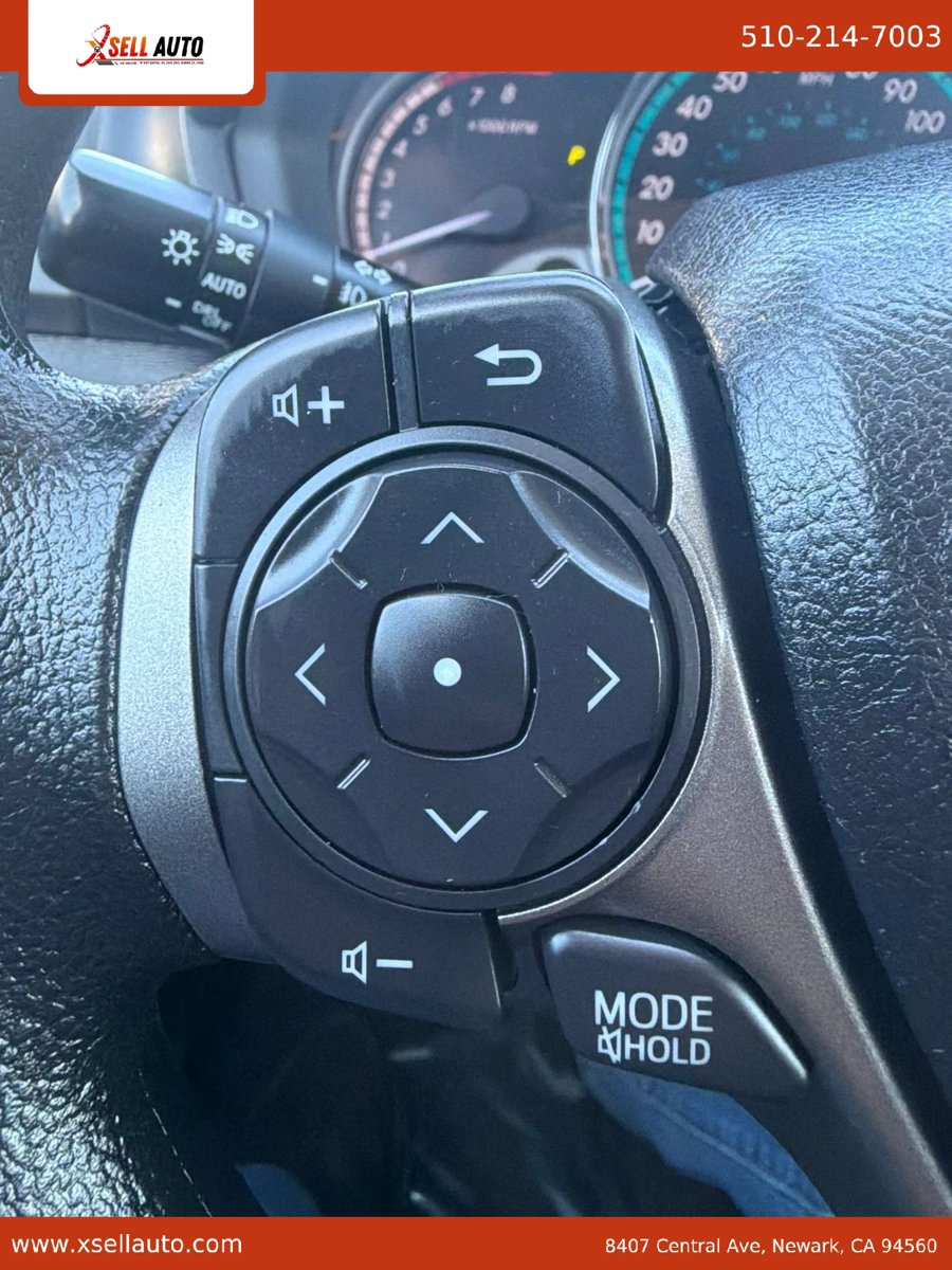 Used 2014 Toyota Venza LE AWD/4WD image 13