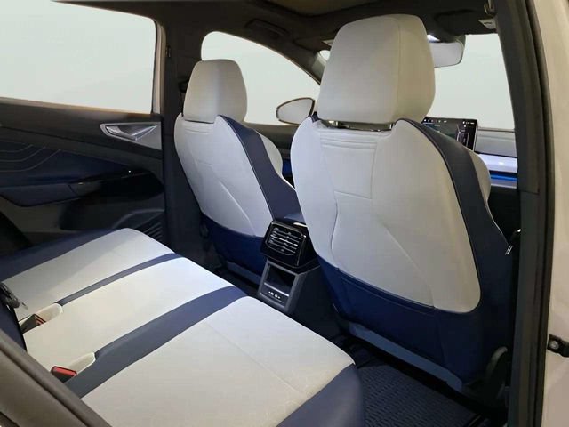 Used 2025 Volkswagen ID.4 Pro S RWD image 23