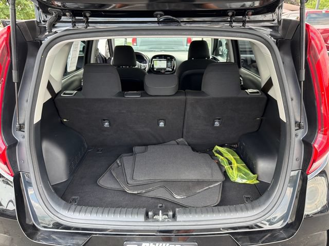 Used 2022 Kia Soul GT-Line FWD image 25