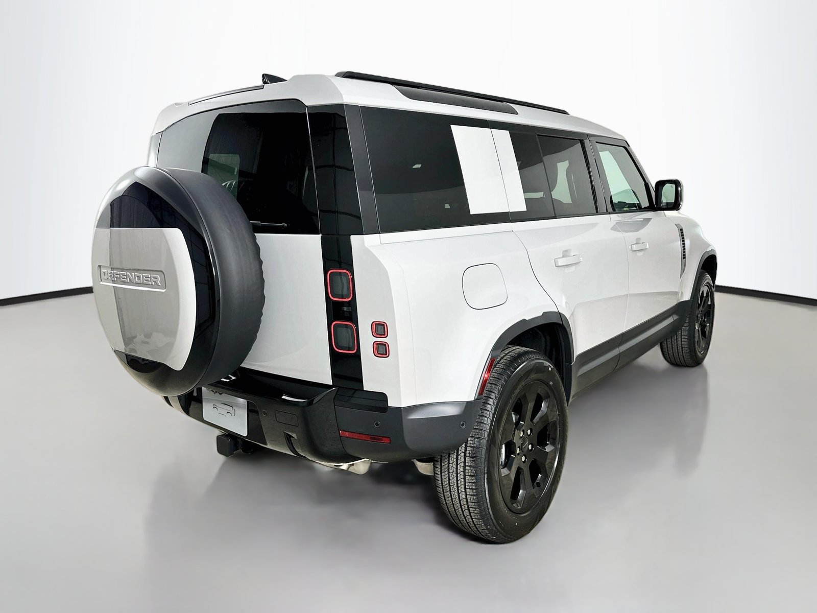 New 2026 Land Rover Defender 110 S AWD/4WD image 5