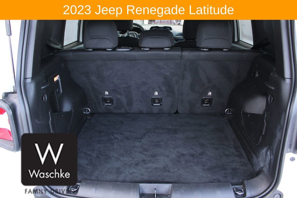 Used 2023 Jeep Renegade Latitude image 18
