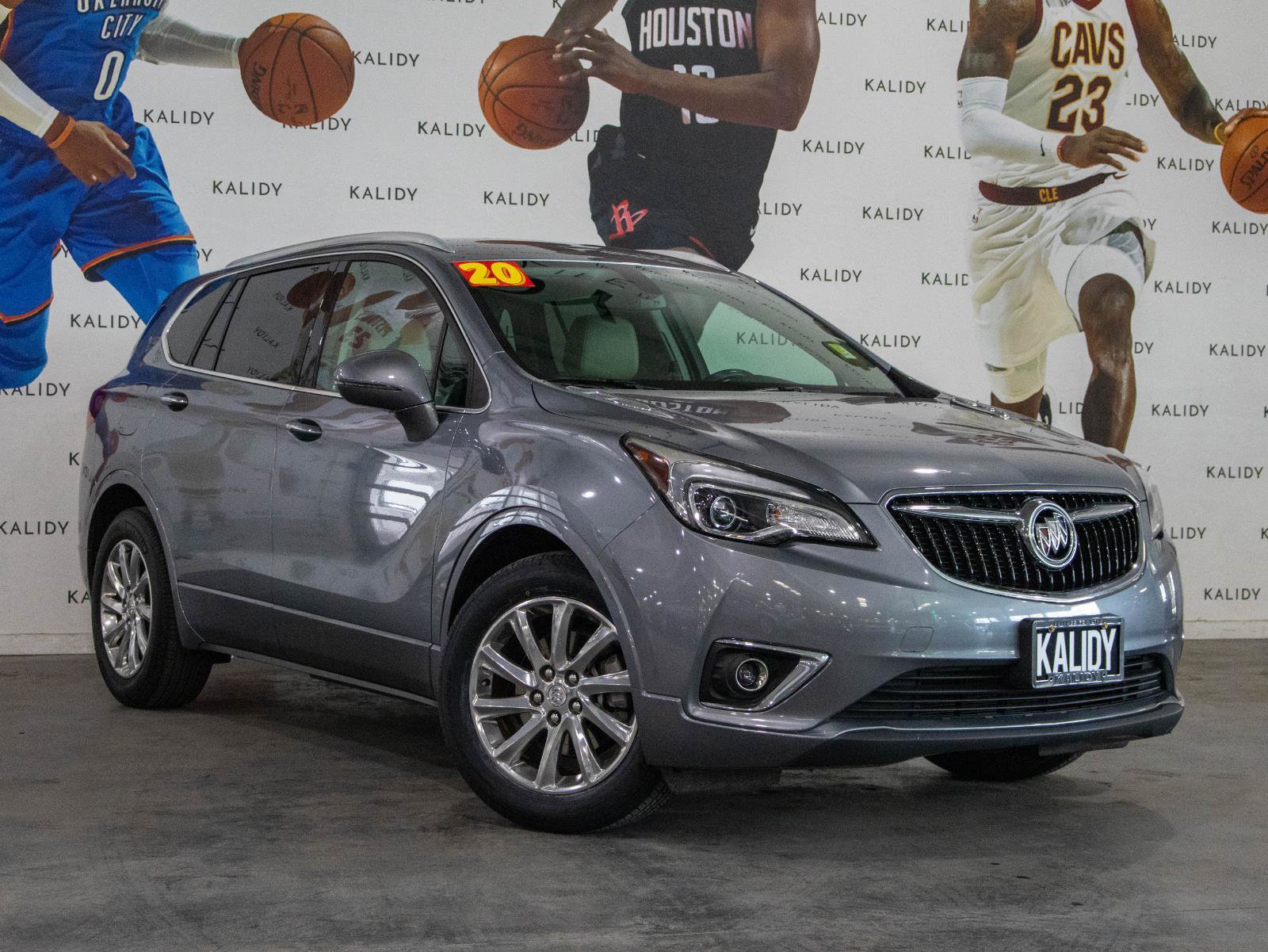 Used 2020 Buick Envision Essence image 2