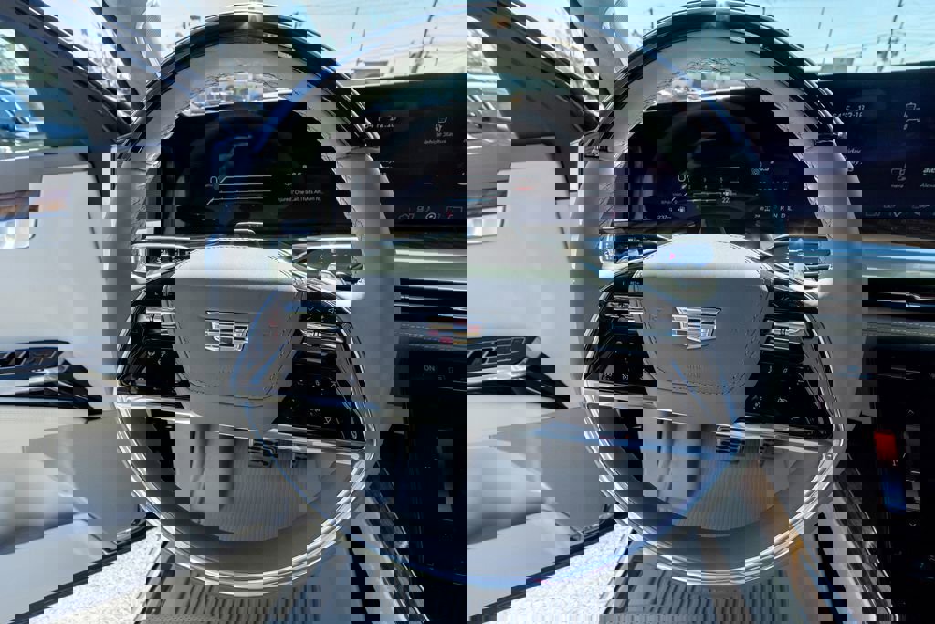 Certified 2025 Cadillac Escalade Sport Platinum w/ LPO, ONYX Package image 20