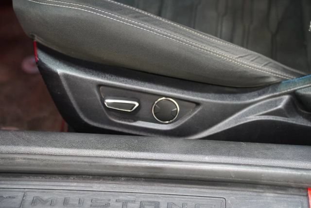 Used 2015 Ford Mustang GT RWD image 23