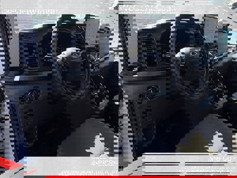 Used 2025 Ford Transit 350 XLT image 6