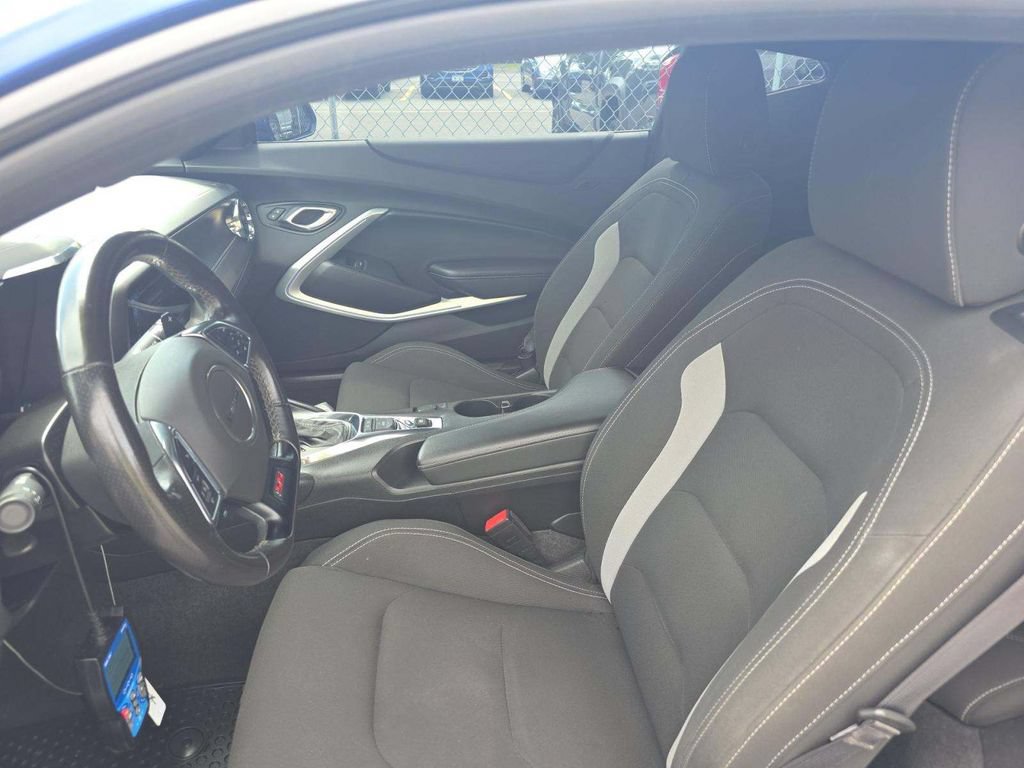Used 2019 Chevrolet Camaro SS RWD image 3