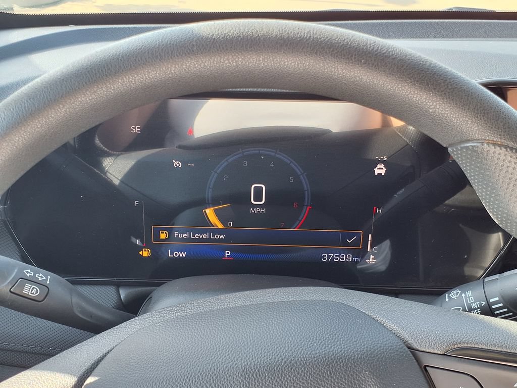 Used 2025 Chevrolet TrailBlazer LT FWD image 35